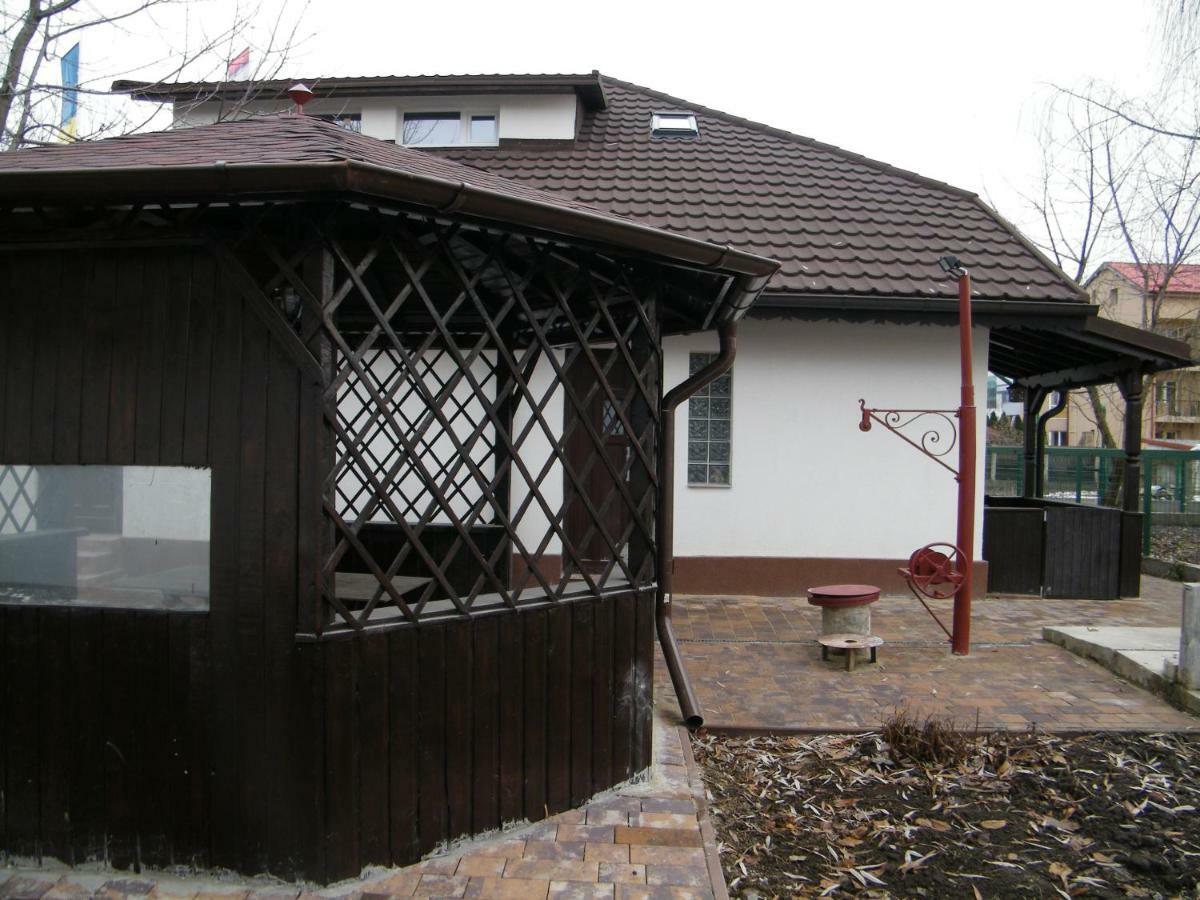 Iarca Cottage Bucharest Exterior photo